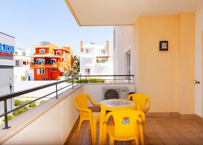 A05 - Luxury 1 Bed Fully Equipped With Pool