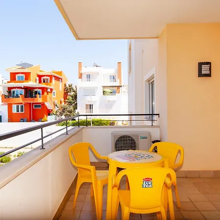 A05 - Luxury 1 Bed Fully Equipped With Pool