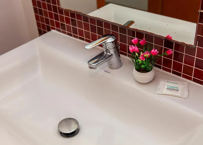 A05 - Luxury 1 Bed Fully Equipped With Pool