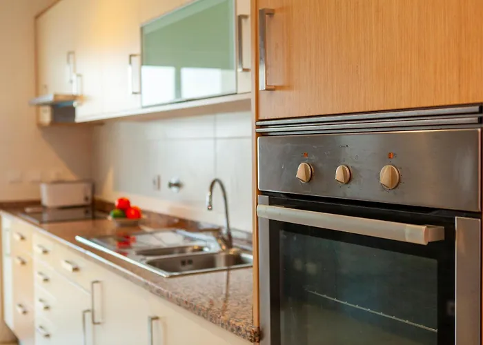 A05 - Luxury 1 Bed Fully Equipped With Pool