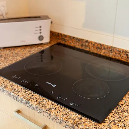 A05 - Luxury 1 Bed Fully Equipped With Pool * Lagos