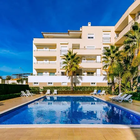 A05 - Luxury 1 Bed Fully Equipped With Pool